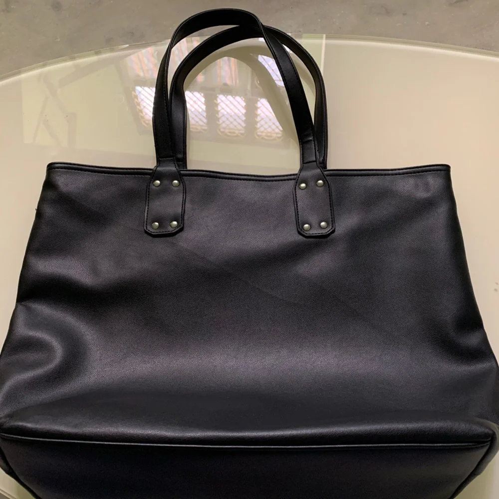 Carpisa Black tote bag - Picture 1 of 8
